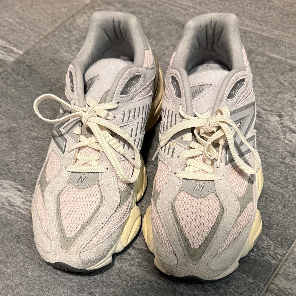New Balance Women’s Cream and Pink Retro Running Sneakers